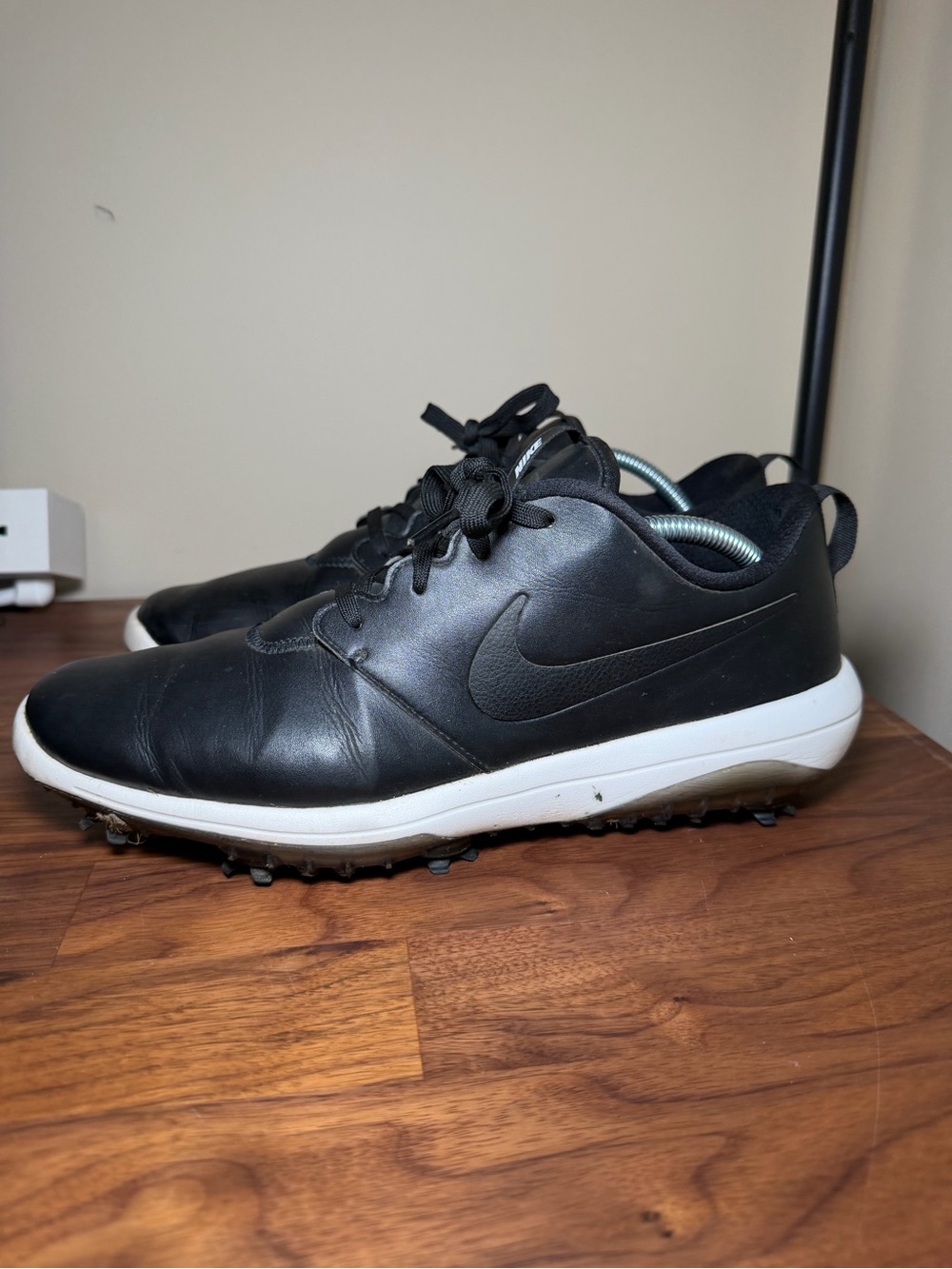 Nike Men’s Rosche Black Golf Shoes - Lightweight Comfort
